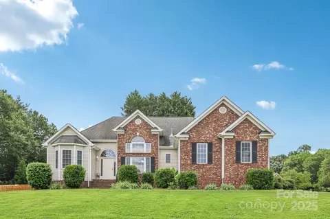 2229 Planters Ct, Rock Hill, SC 29732