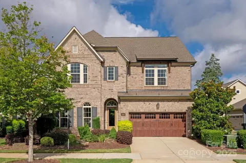6510 Honeymeade Cir, Charlotte, NC 28277