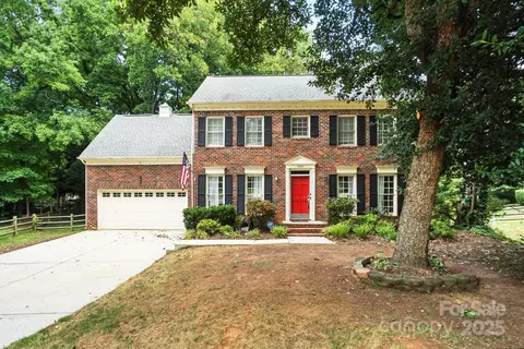 15129 Chewtonglen Ln, Huntersville, NC 28078