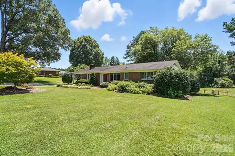 3427 N Nc 16 Hwy, Denver, NC 28037