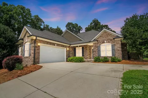 130 Merrifield Dr, Locust, NC 28097