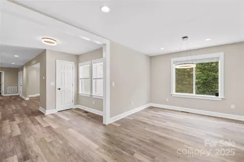 110 Par Dr, Salisbury, NC 28147 photo 11