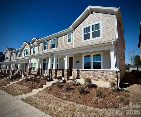 2642 Selbourne Dr, Gastonia, NC 28052