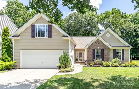 3054 Orion Dr, Fort Mill, SC 29707