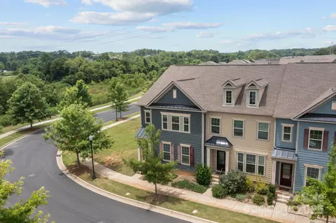 11340 Westbranch Pkwy, Davidson, NC 28036