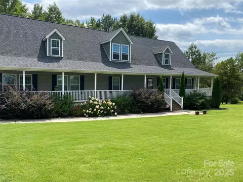 10715 Paxtons Pl, Davidson, NC 28036