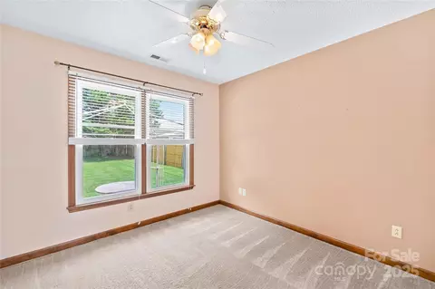 Bedroom - 1013 St Davids Se St SE, Conover, NC 28613 photo 4 of 4