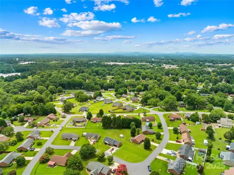 View/Area - 1013 St Davids Se St SE, Conover, NC 28613 photo 8 of 8