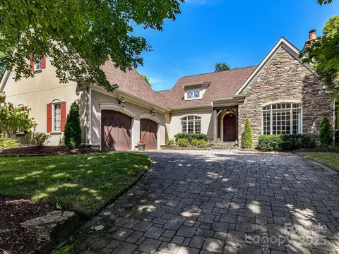 4132 Cornwallis Camp Dr, Charlotte, NC 28226