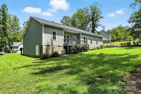 Exterior - 1739 Plantation Loop, Morganton, NC 28655 photo 5 of 7