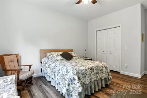 Bedroom - 1739 Plantation Loop, Morganton, NC 28655 photo 4 of 5