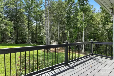 Exterior - 1739 Plantation Loop, Morganton, NC 28655 photo 7 of 7