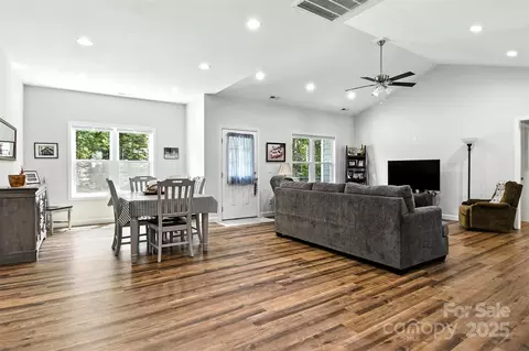 Living - 1739 Plantation Loop, Morganton, NC 28655 photo 1 of 2
