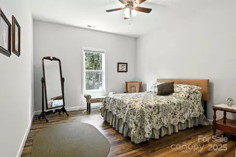 Bedroom - 1739 Plantation Loop, Morganton, NC 28655 photo 3 of 5