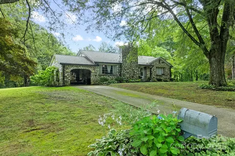 41 Hilton Dr, Brevard, NC 28712