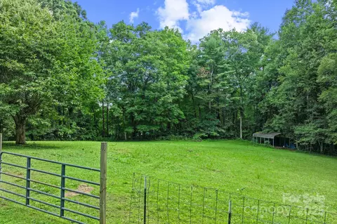 41 Hilton Dr, Brevard, NC 28712 photo 9