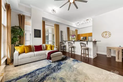 1315 E Boulevard 204 Blvd #204, Charlotte, NC 28203