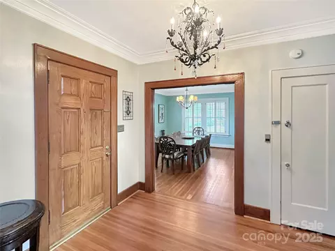 Entry Way - 436 3rd Nw Ave NW, Hickory, NC 28601 photo 2 of 3