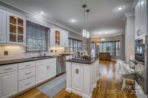 4137 Pinecrest Ne Dr NE, Hickory, NC 28601 photo 24