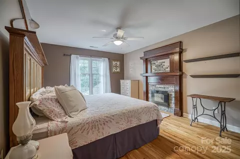 4137 Pinecrest Ne Dr NE, Hickory, NC 28601 photo 37