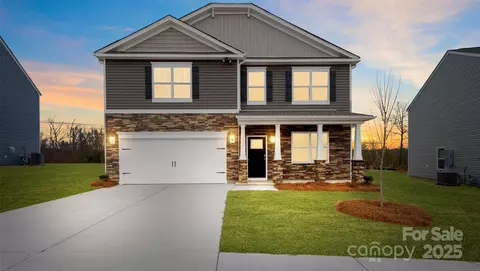 76 Bovine Branch Rd, Fletcher, NC 28732