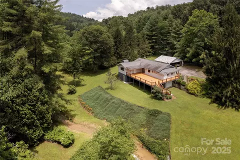 788 Old Nc 280 Hwy, Pisgah Forest, NC 28768