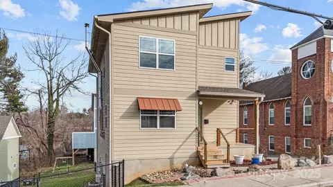 113 Burton St, Asheville, NC 28806