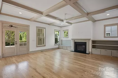 Living - 317 Catawba Ave, Davidson, NC 28036 photo 3 of 3