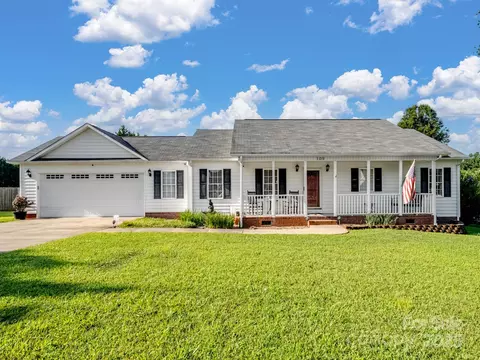 109 Ridgegate Ln, Statesville, NC 28625