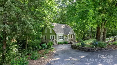 3498 Kanupp Dr, Newton, NC 28658