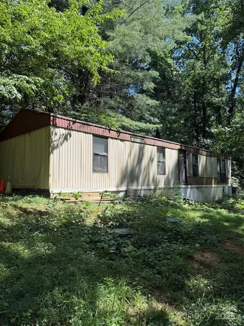 271 Riverview Church Rd, Asheville, NC 28806