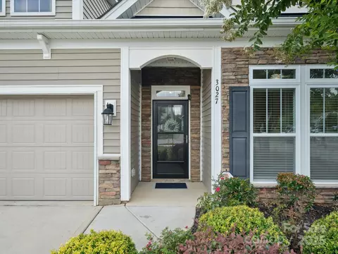 3027 Cricket Ln, Lancaster, SC 29720 photo 2