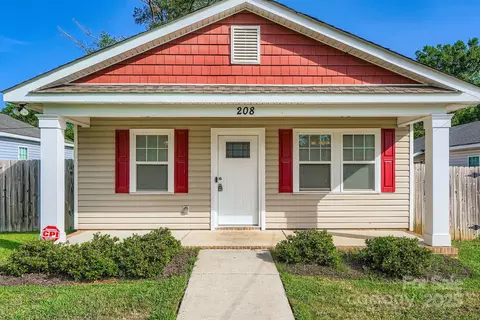 208 Lakewood Ave, Charlotte, NC 28208