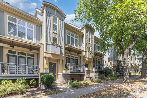 740 Garden District Dr, Charlotte, NC 28202