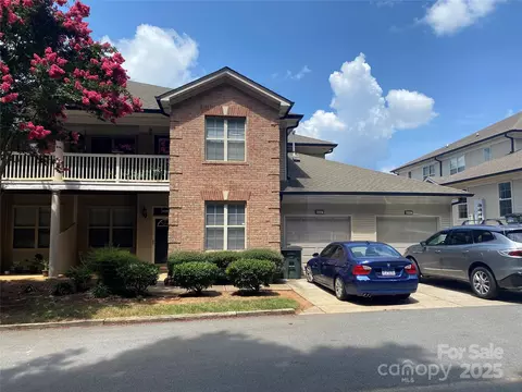 7224 Michaels Landing Dr, Charlotte, NC 28262