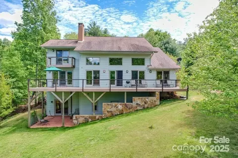 234 Harborside Dr, Nebo, NC 28761