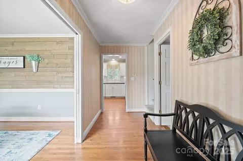 Entry Way - 414 E 2nd St, Salisbury, NC 28144 photo 1 of 1