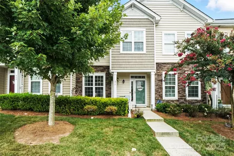 436 Spring Gardens Dr, Belmont, NC 28012