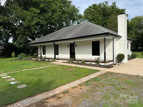 3219 Monte Dr, Monroe, NC 28110
