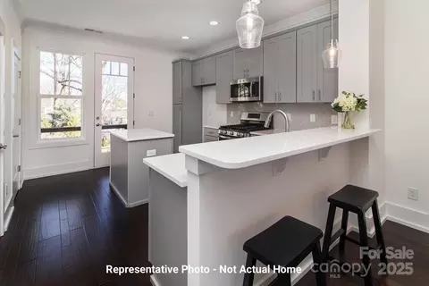 9929 Ansonborough Sq, Huntersville, NC 28078
