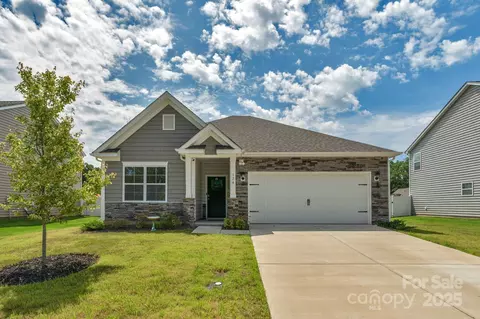 124 Hickory Ridge Dr, Locust, NC 28097