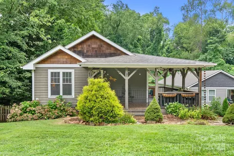 19 Rhudy Rd, Asheville, NC 28806