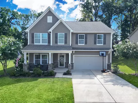 1042 Quail Run Ct, Fort Mill, SC 29707