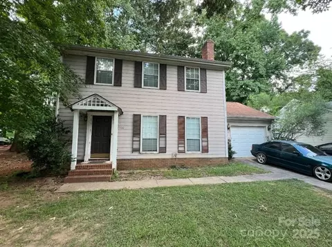 2500 Olde Whitehall Rd, Charlotte, NC 28273
