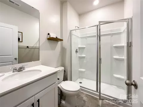 Bath - 2159 Vanderlyn St, Monroe, NC 28112 photo 1 of 4