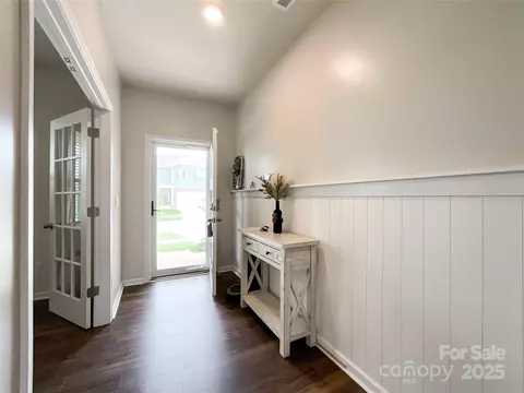 Entry Way - 2159 Vanderlyn St, Monroe, NC 28112 photo 1 of 2