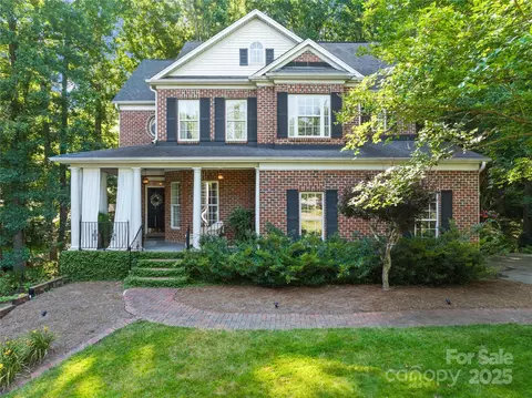 20601 Autumn Breeze Ct, Cornelius, NC 28031
