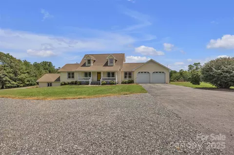 1144 Old Mountain Rd, Statesville, NC 28677