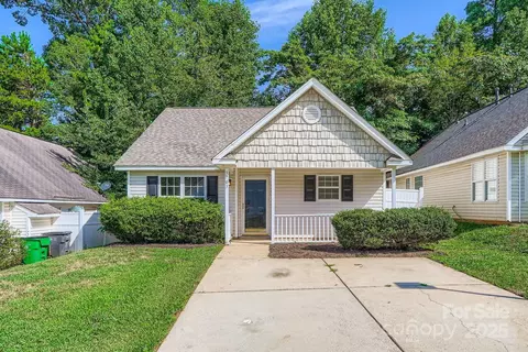 3703 Silver Ore Ln, Charlotte, NC 28216