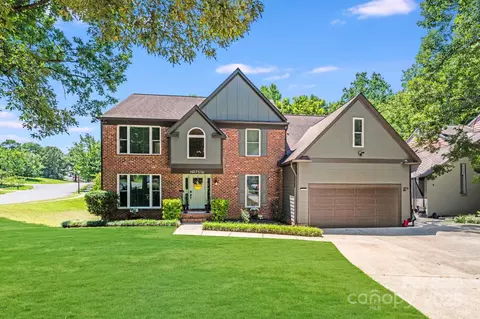 7516 Kinsmore Ln, Charlotte, NC 28269
